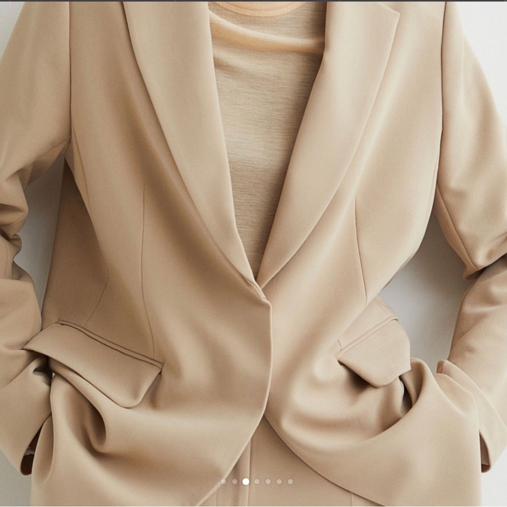 H & M Beige Oversized blazer